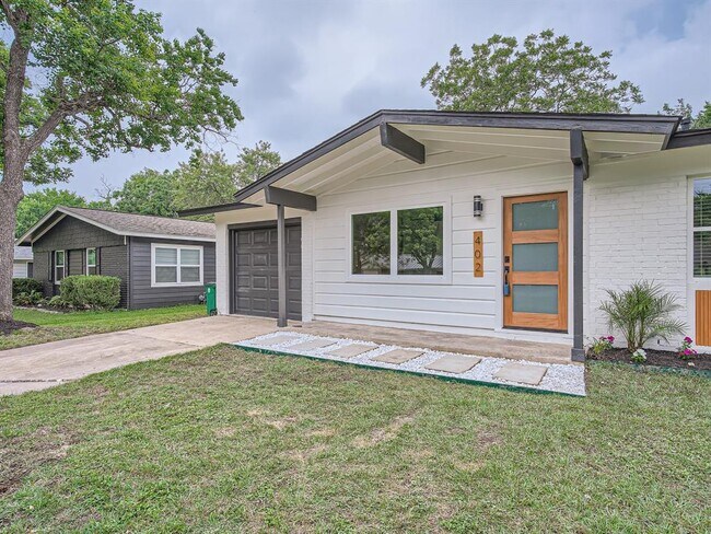 Building Photo - 402 Westmorland Dr