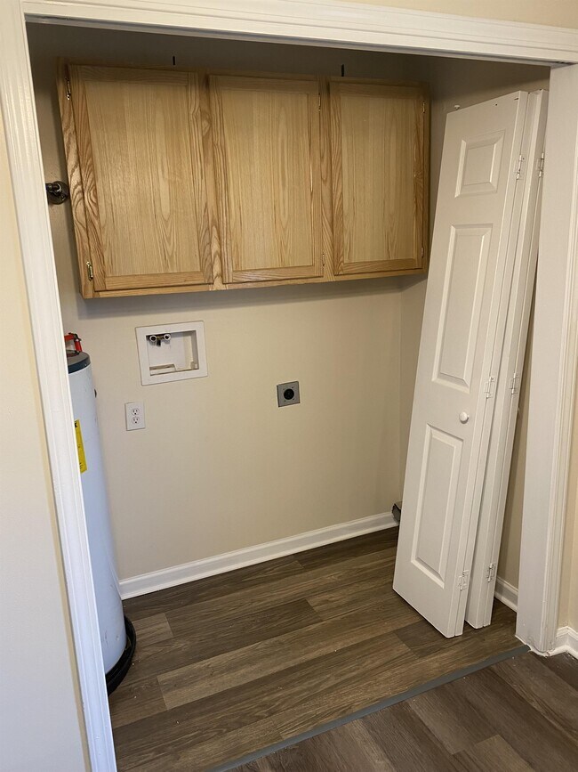 Photo - 703 Union St House