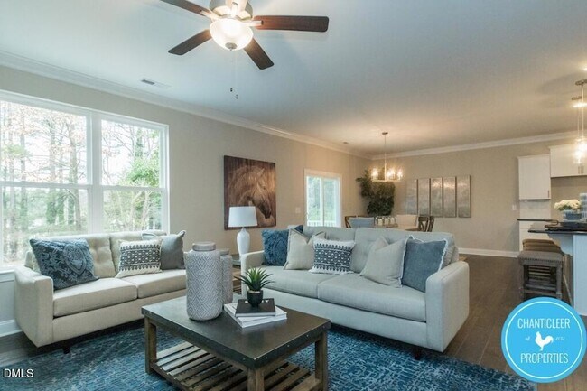 Foto del edificio - 2527 Reynolds Dr