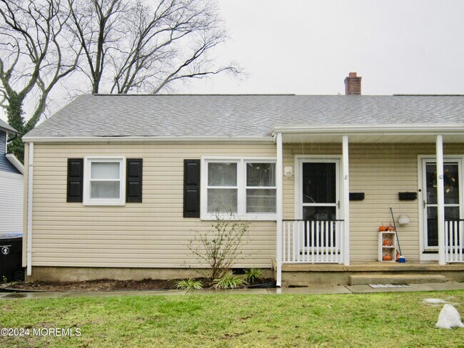 Foto del edificio - 8 Viola Ave