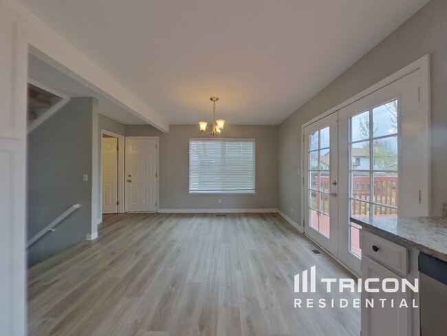 Building Photo - 3812 S Ceylon Way