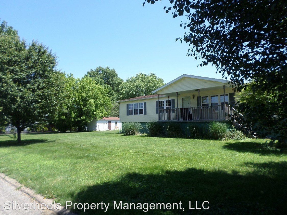 403 Oneal St, Belpre, OH 45714 House Rental in Belpre, OH