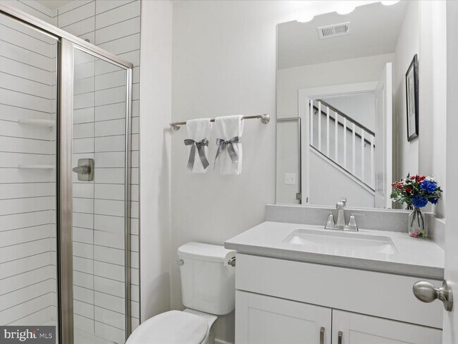 Foto del edificio - 3595 Aster St