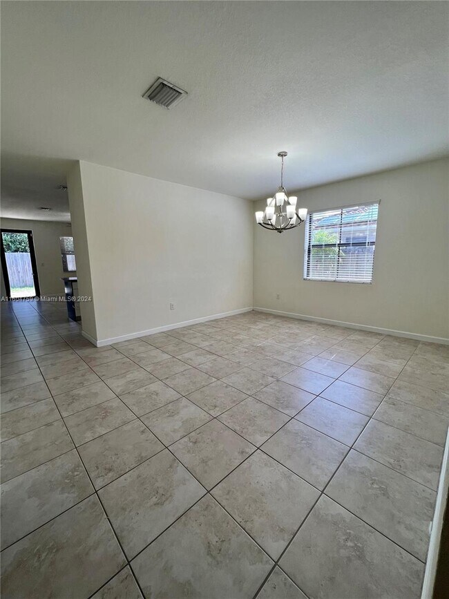 Foto del edificio - 15315 SW 173rd St