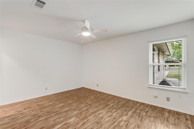 Foto del edificio - 6804 Kenosha Pass