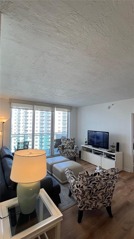 Building Photo - 3001 S Ocean Dr