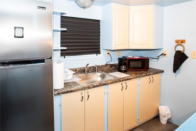 Foto del edificio - 13161 SW 9th St