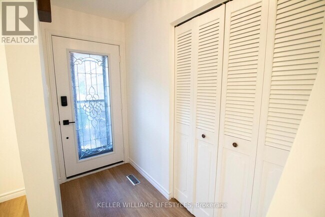 Photo du bâtiment - 59 Haliburton Pl