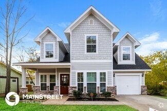 Building Photo - 206 Perry Ave