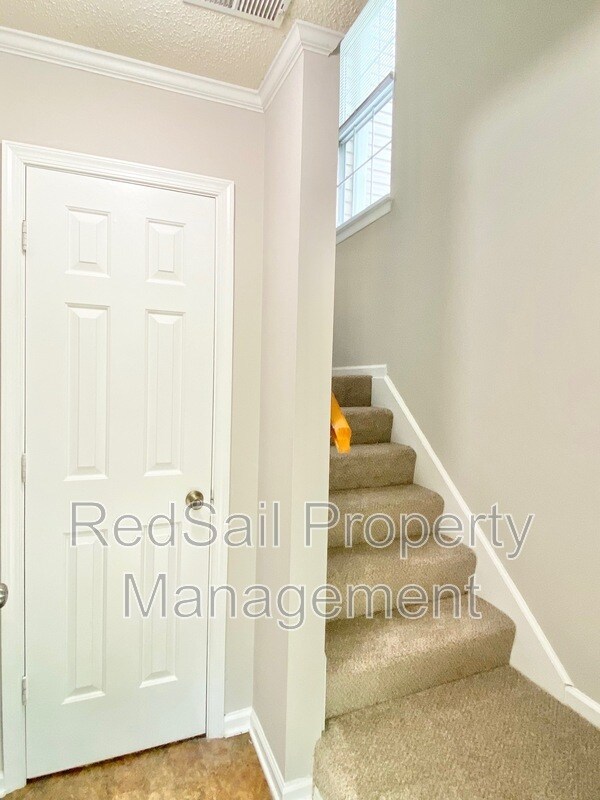 Foto del edificio - 103 Windsor Ln