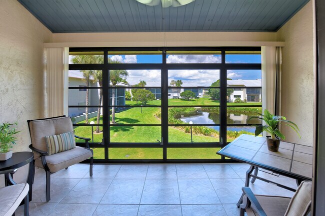 Foto del edificio - 3071 SE Aster Ln