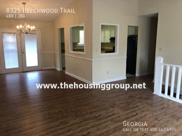 Foto del edificio - 8325 Beechwood Ct