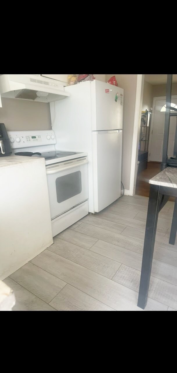 Foto del edificio - 2122 Haven Cir