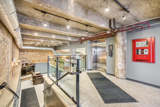 Foto del edificio - 1735 N Paulina St