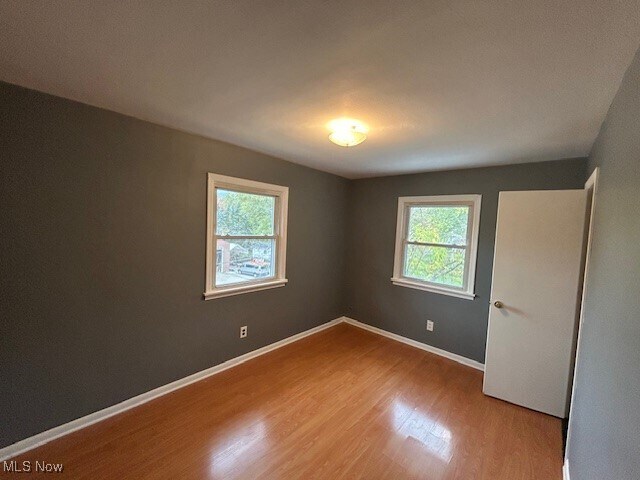 3071 E Waterloo Rd Akron, OH 44312 – photo 5