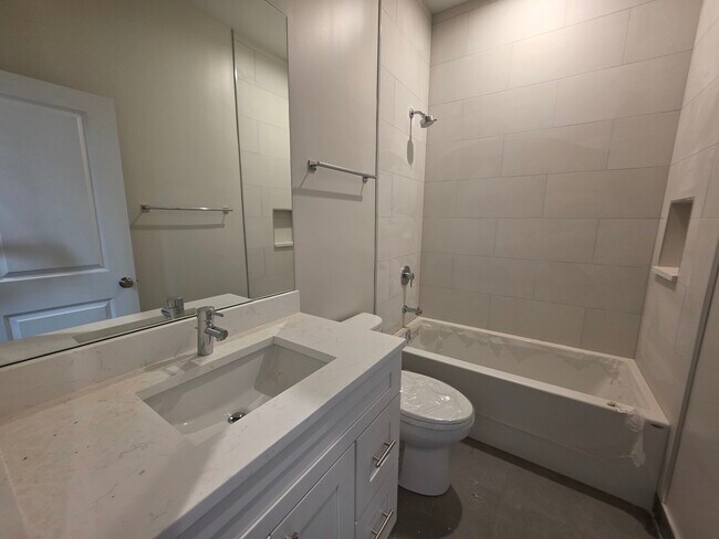 Foto del edificio - 3726 N Racine Ave