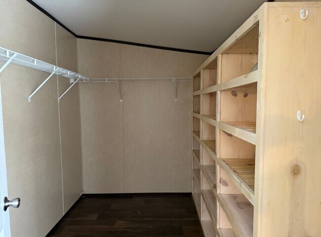 Foto del edificio - 3104 N Cardinal Rd