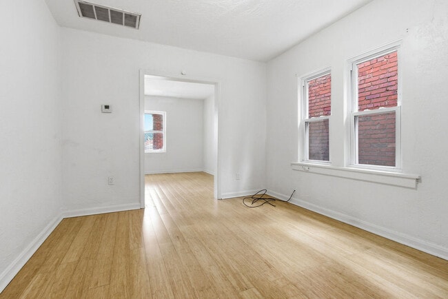 Photo - 545 Sixth St (Trafford, PA) Apartment