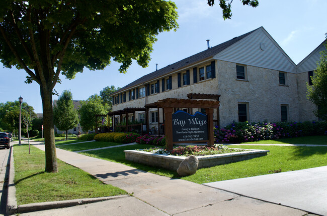 Building Photo - Bay Village Townhomes