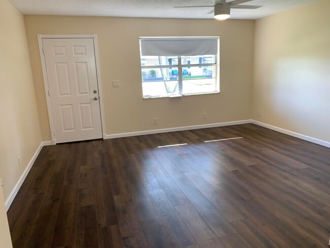 Building Photo - 2822 Duke Ln