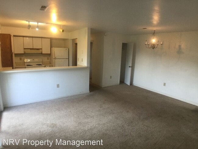 Building Photo - 3 br, 2 bath House - 806 Newport Terrace