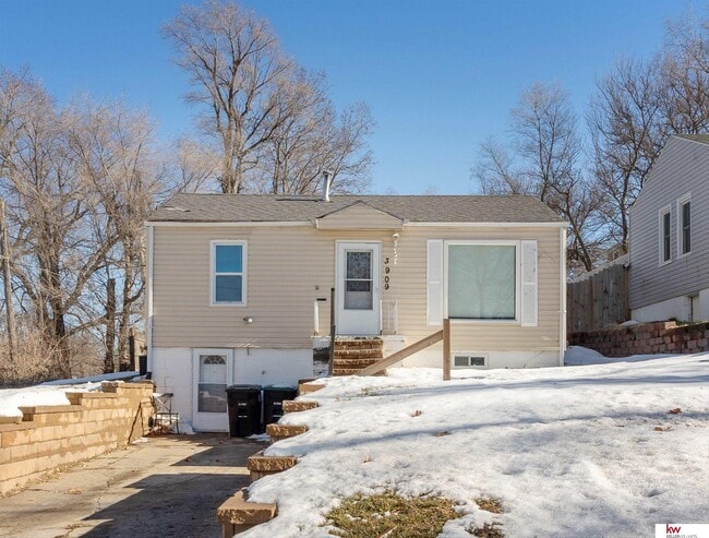 Building Photo - 3909 N 36th St