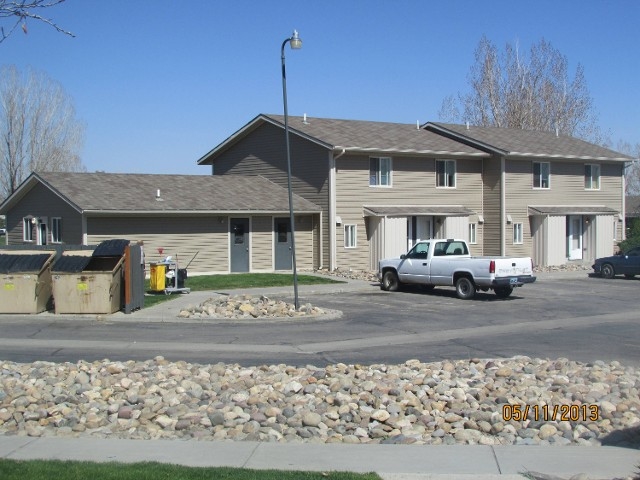 Primary Photo - Sage Creek Apartments