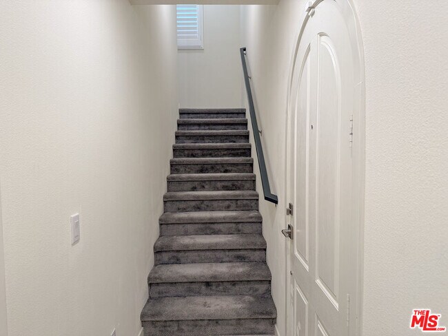 Foto del edificio - 8271 Spirit St
