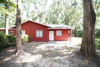 Building Photo - 2741 W Tharpe St