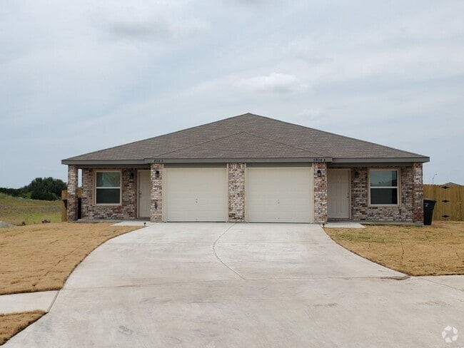 Building Photo - 5804 Rustler Dr