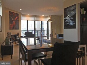 Building Photo - 1117 New Hampshire Ave NW