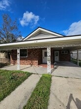 Building Photo - 1933 Mandolin St