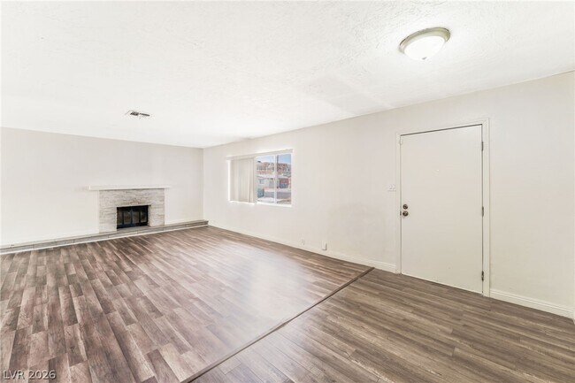 Foto del edificio - 4960 E Mohave Ave