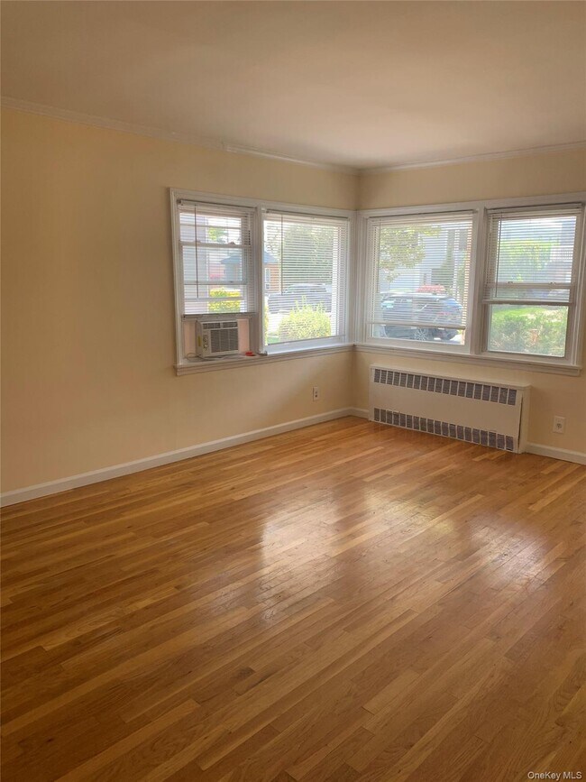 Foto del edificio - 431 E Chester St