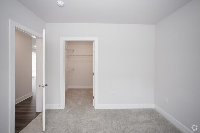 2BR, 2BA - 1,151SF - Evergreen Apartments