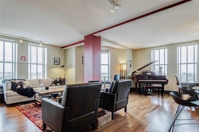 Living Room - 3608 Gravois Ave