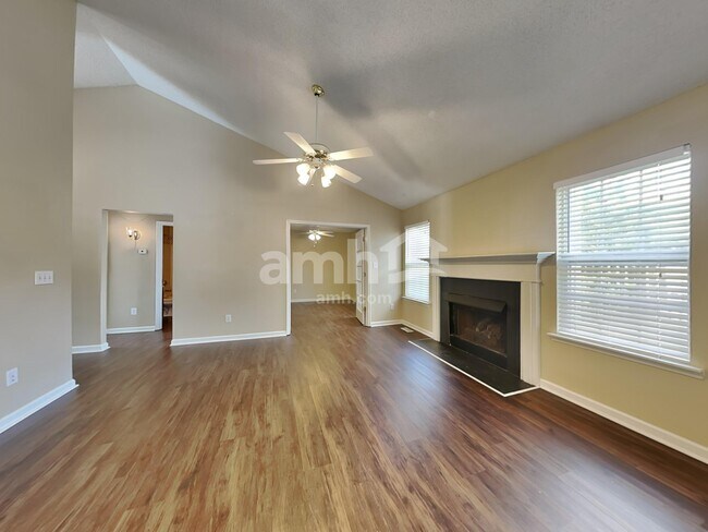Foto del edificio - 104 Windy Meadow Way