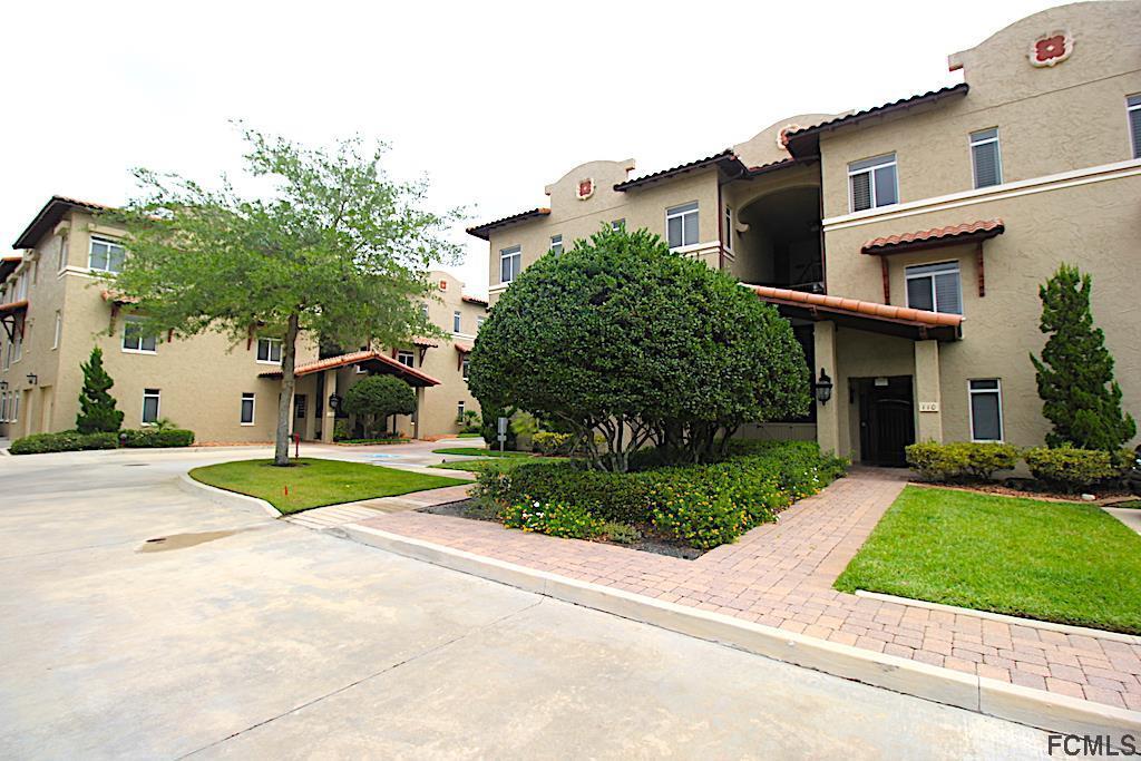 Foto principal - 110 Club House Dr