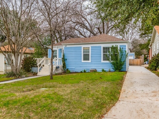 Foto del edificio - 525 Abiso Ave