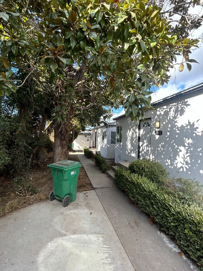 Foto del edificio - 3924-3926 Third Ave