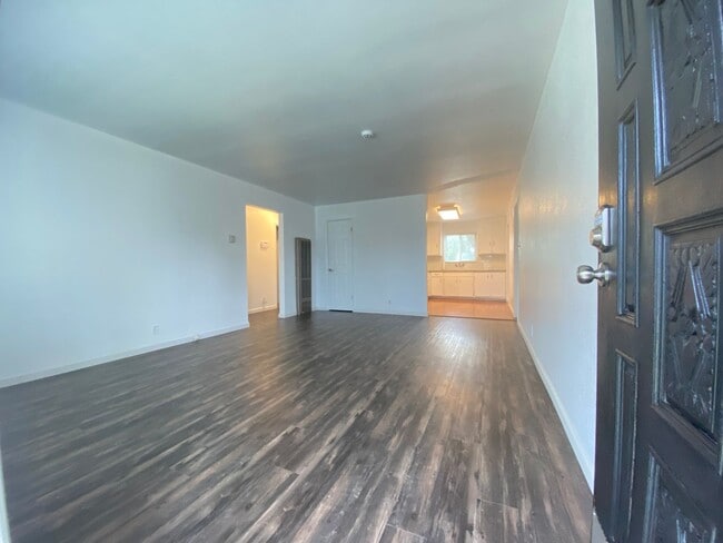 Building Photo - Spacious 4 Bedroom Home in Morada