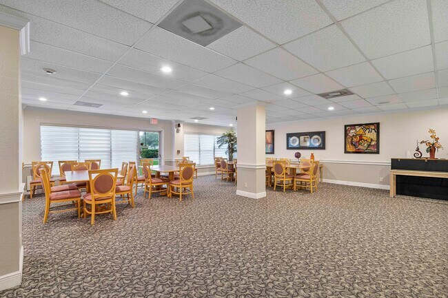 Foto del edificio - 10777 W Sample Rd