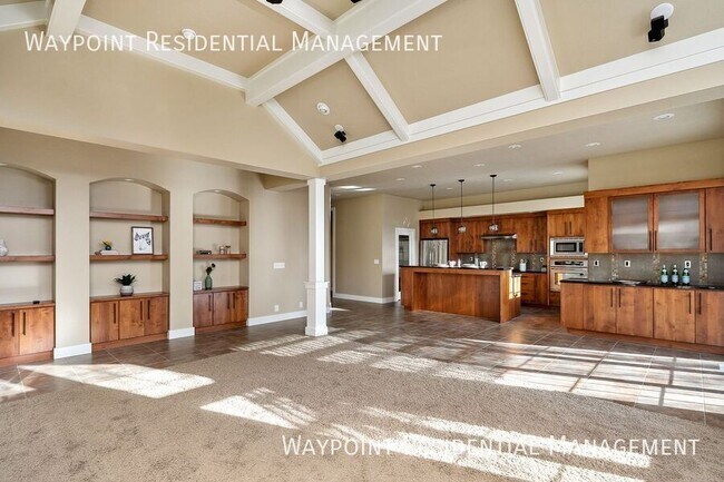 Foto del edificio - 1923 W Salerno St