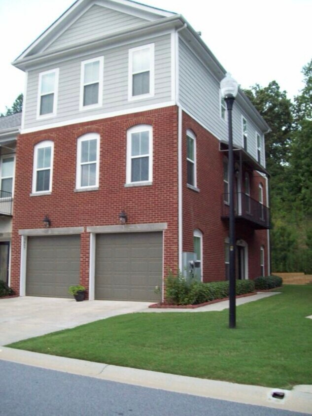 Foto principal - 5897 Brookside Oak Cir