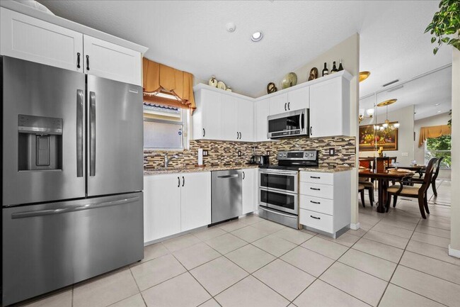 Photo - 12127 Sunset Point Dr House