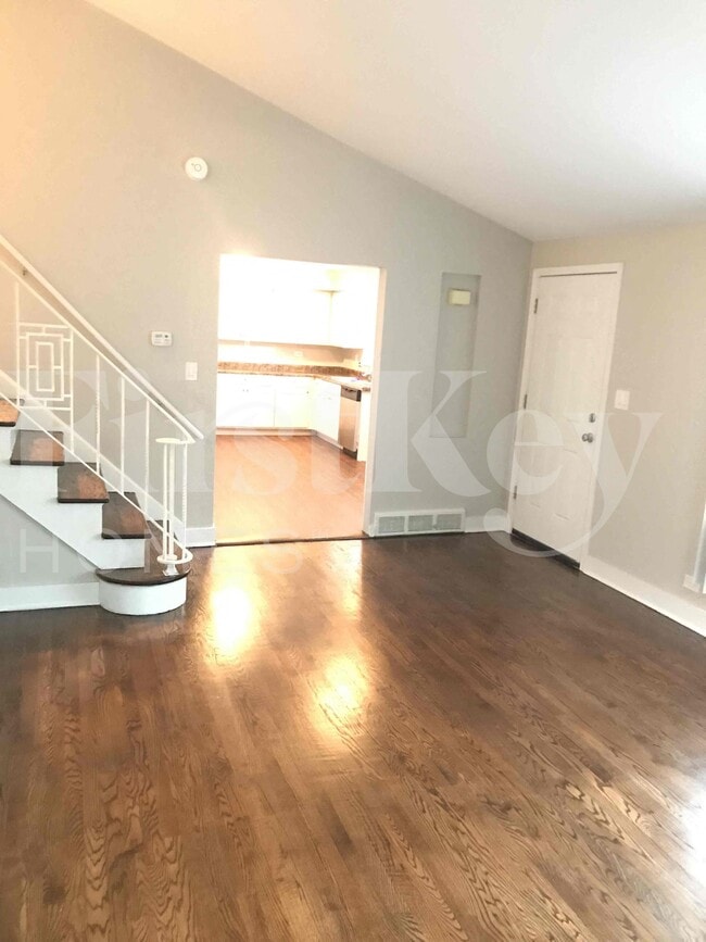 Foto del edificio - 509 Marie Dr