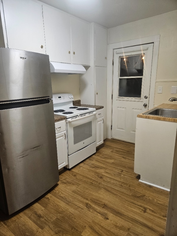 Primary Photo - 1 Given later