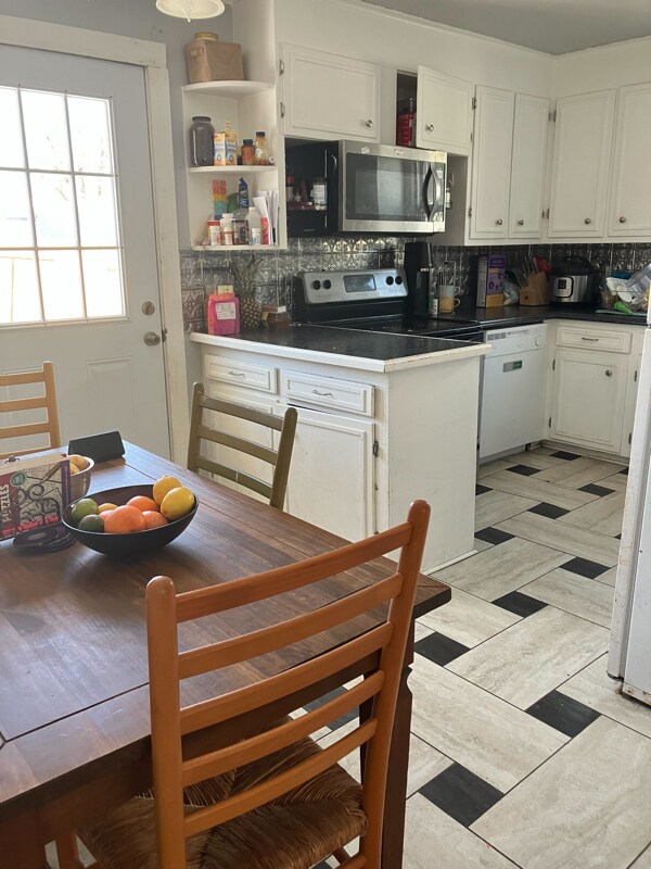 Foto del edificio - 424 S 69th E Ave