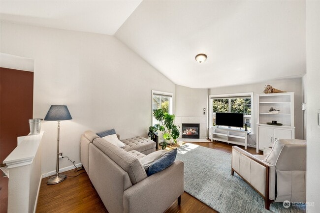 Building Photo - 7940 Delridge Wy SW