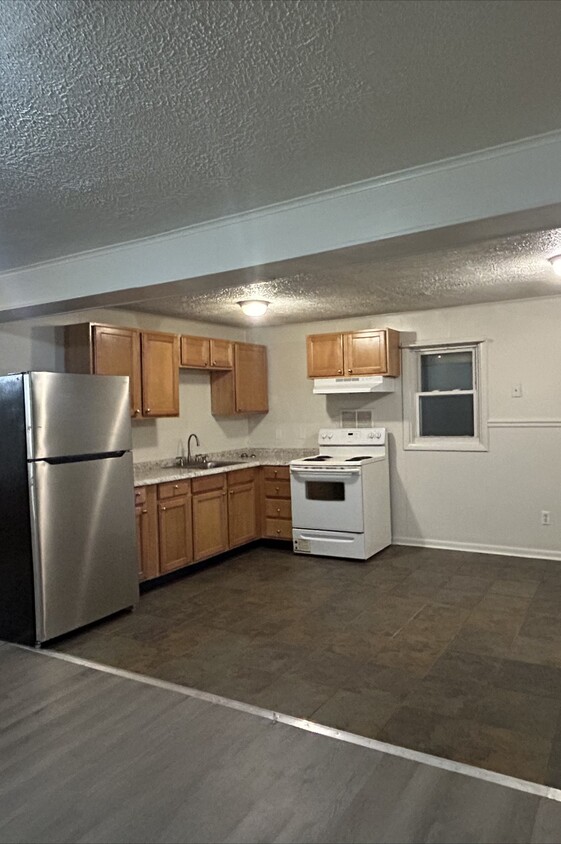Primary Photo - 307 Thorn St